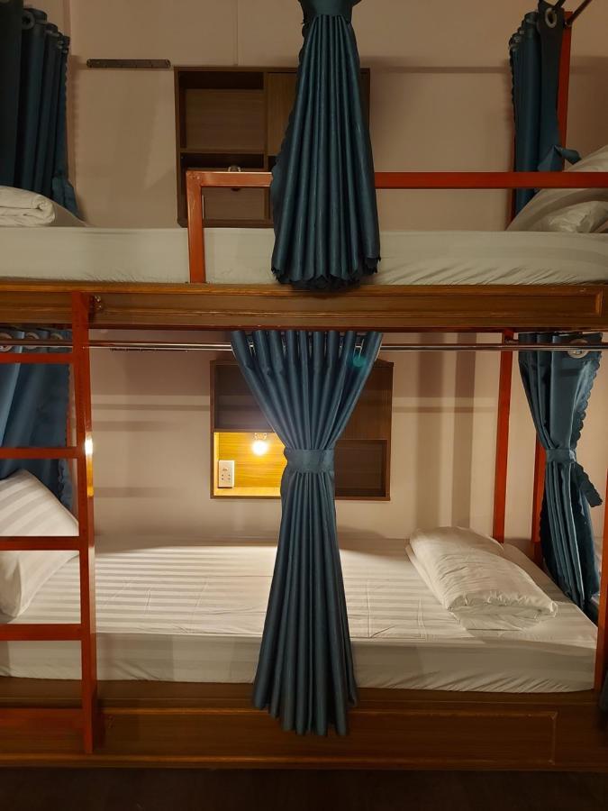 Saigon Rooftops Hostel Хошимин Екстериор снимка