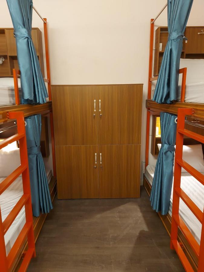 Saigon Rooftops Hostel Хошимин Екстериор снимка