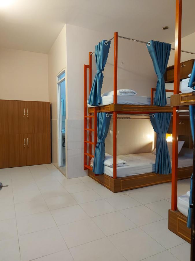 Saigon Rooftops Hostel Хошимин Екстериор снимка