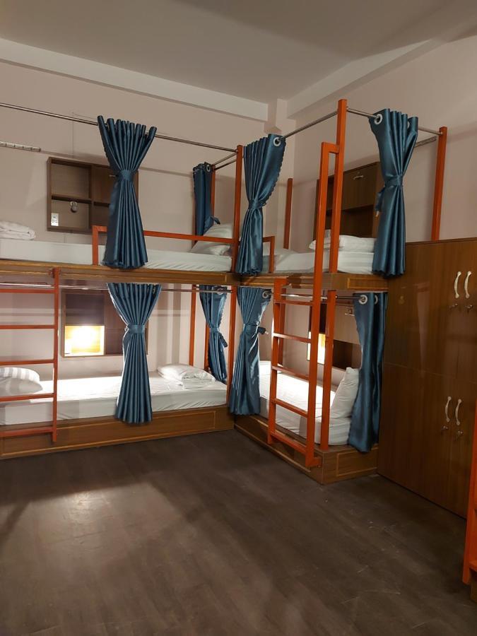 Saigon Rooftops Hostel Хошимин Екстериор снимка