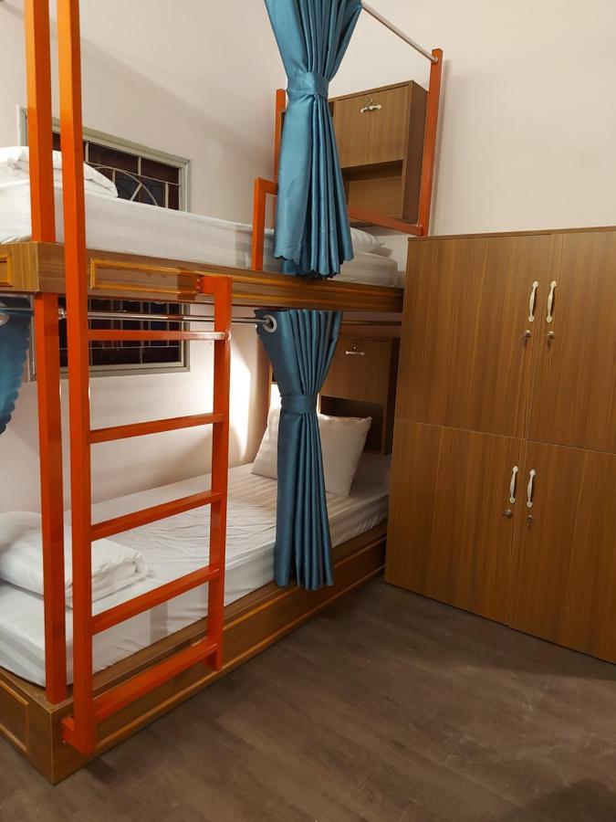 Saigon Rooftops Hostel Хошимин Екстериор снимка