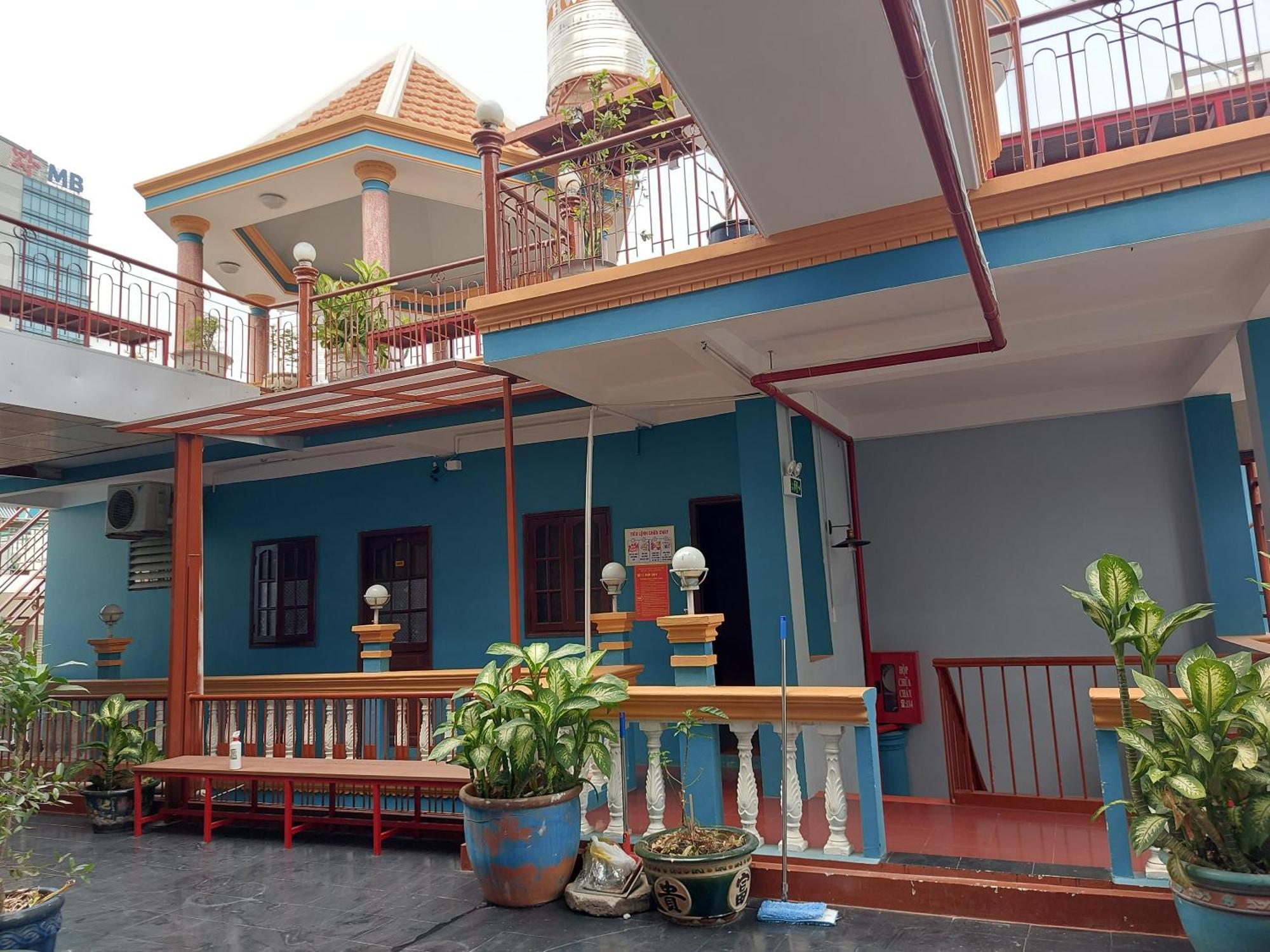 Saigon Rooftops Hostel Хошимин Екстериор снимка