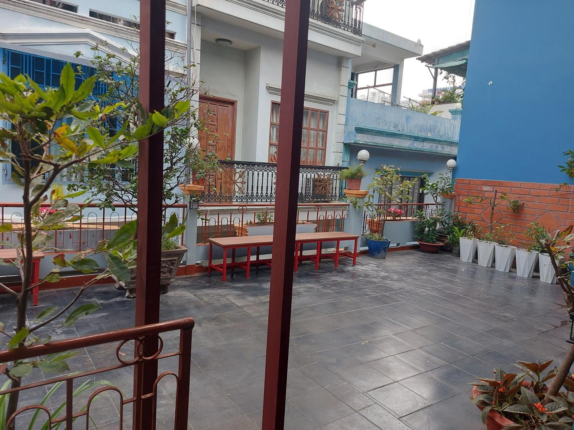 Saigon Rooftops Hostel Хошимин Екстериор снимка